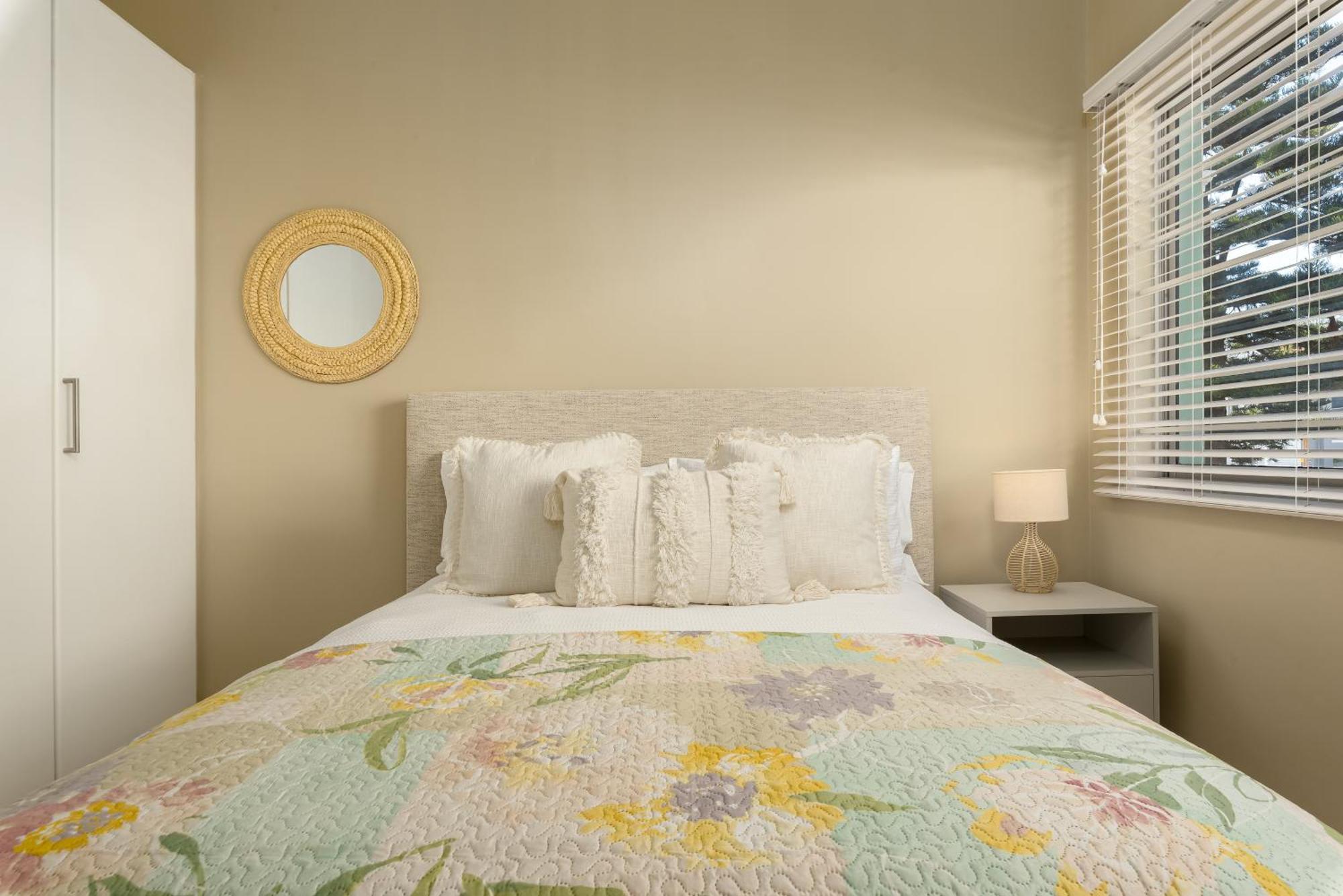 Apartment Conifer Court 11 Cape Town